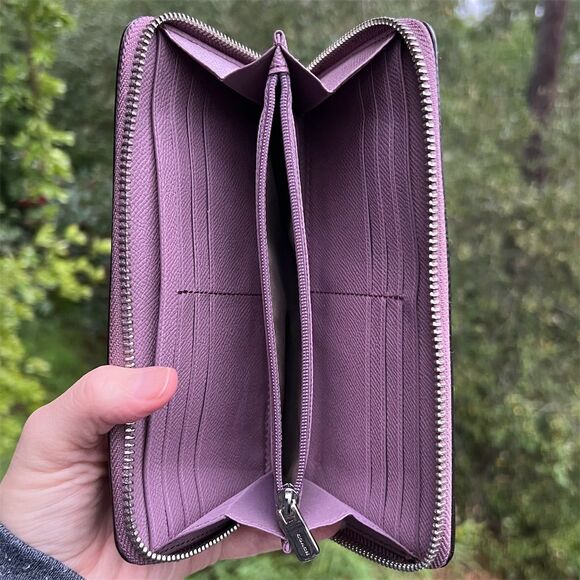 COACH Crossgrain Leather Wallet Purple with Silver Hardware AUTHENTIC - Picture 5 of 7